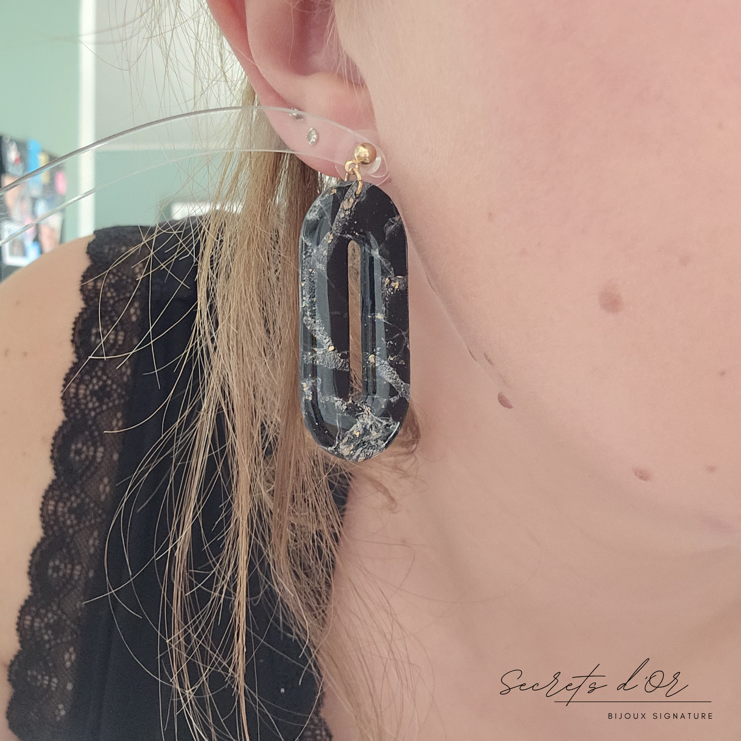Boucle Marbre Noir - Ovale allongé