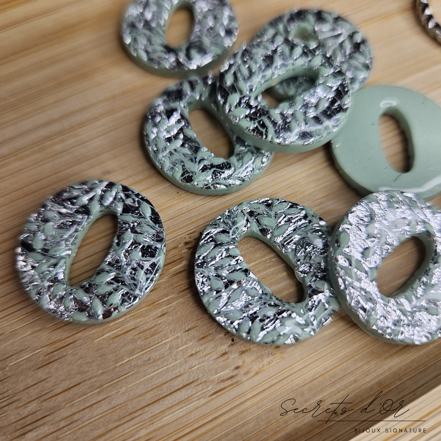 Olivia - vert pastel et argent