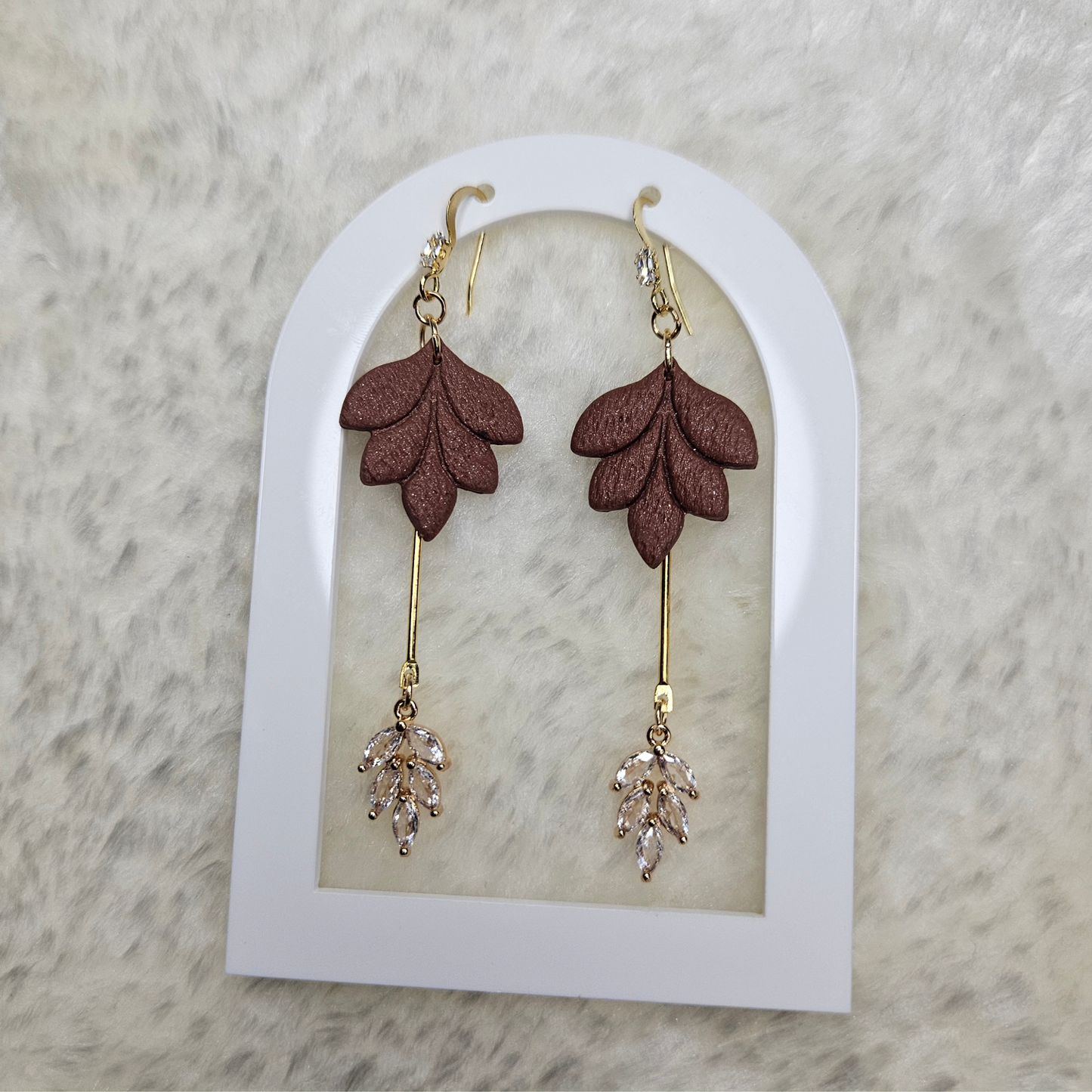 Boucle feuille suspendue
