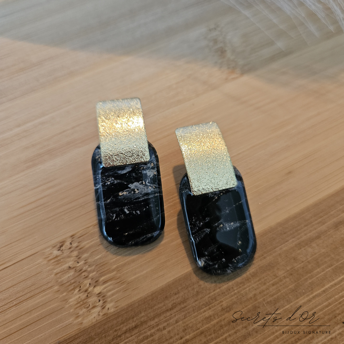 Boucle Marbre Noir - Rectangle