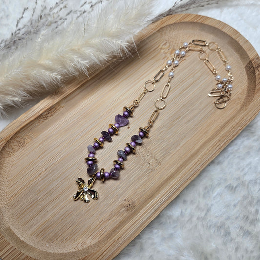 Collier violet/fleur
