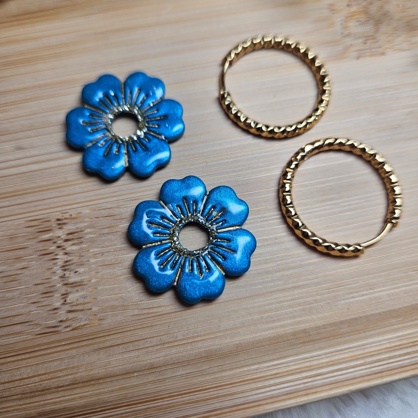 Jacqueline - bleu roi / or