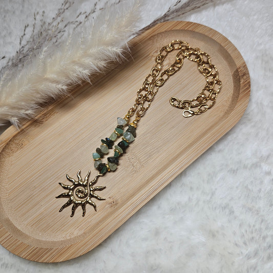 Collier vert/soleil