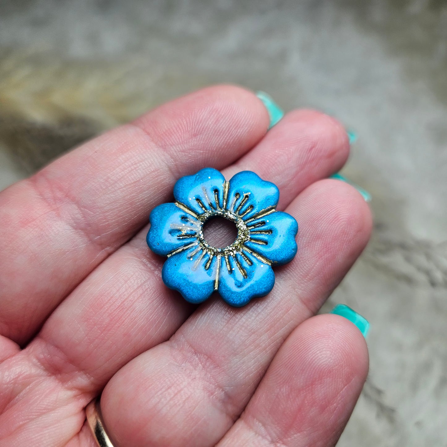 Jacqueline - bleu roi / or