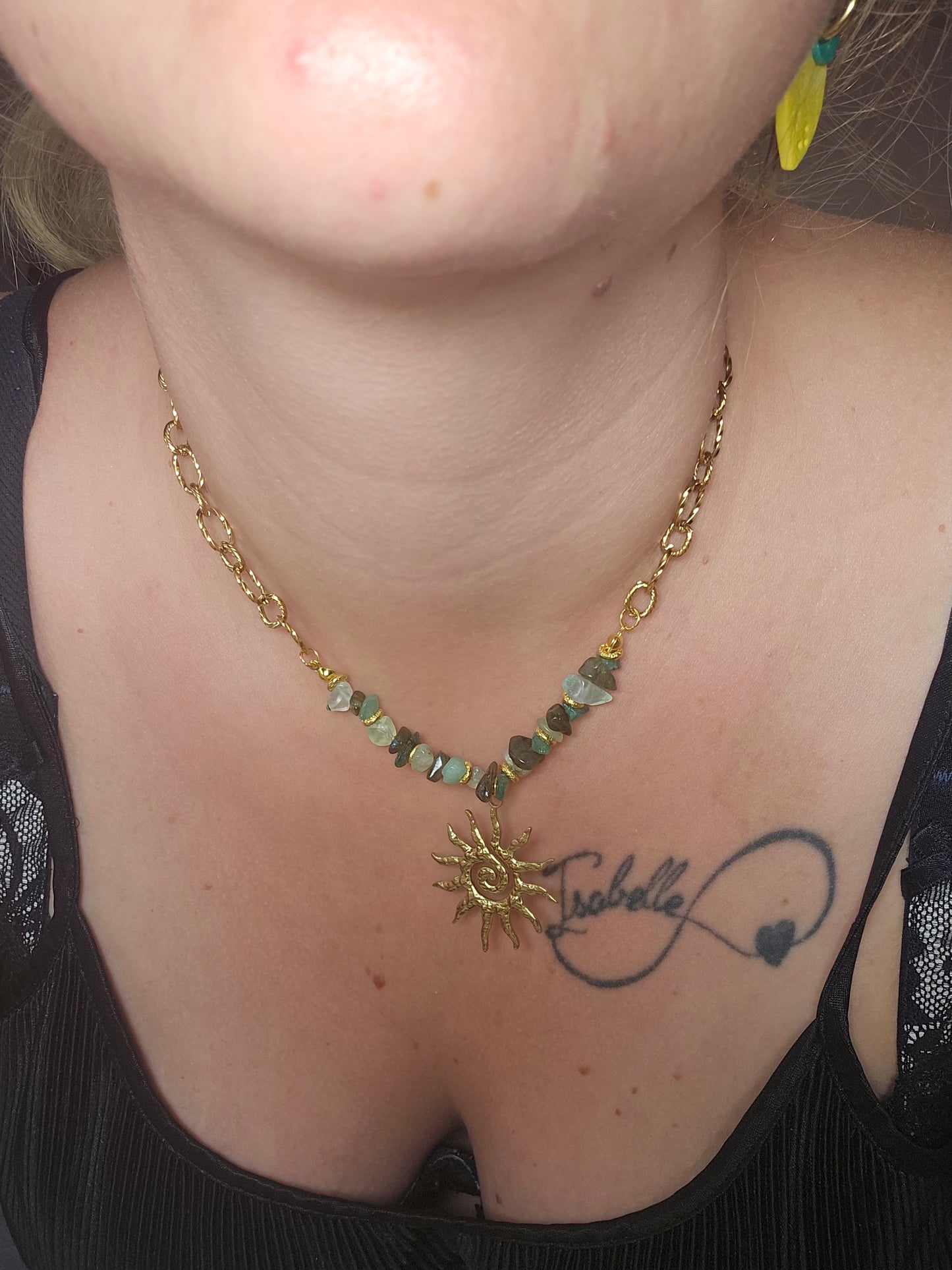 Collier vert/soleil