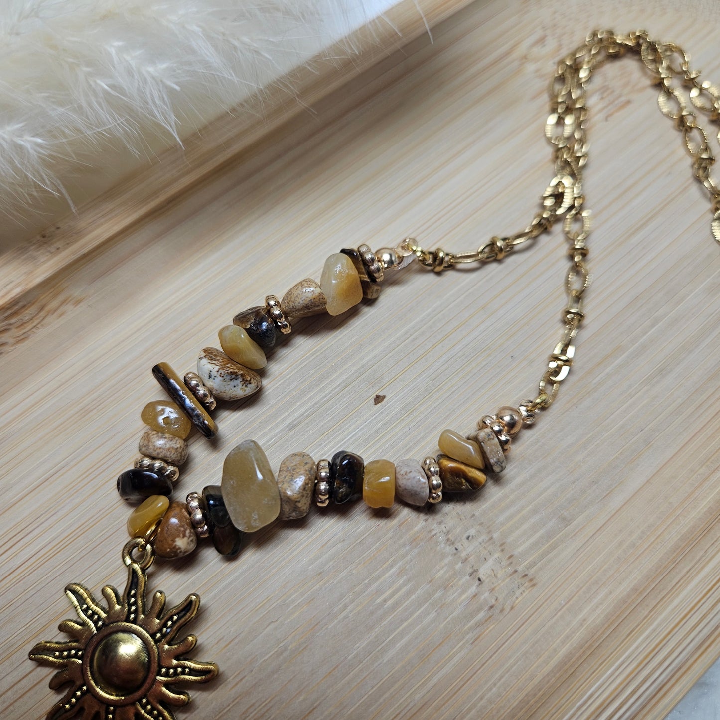Collier marron/soleil