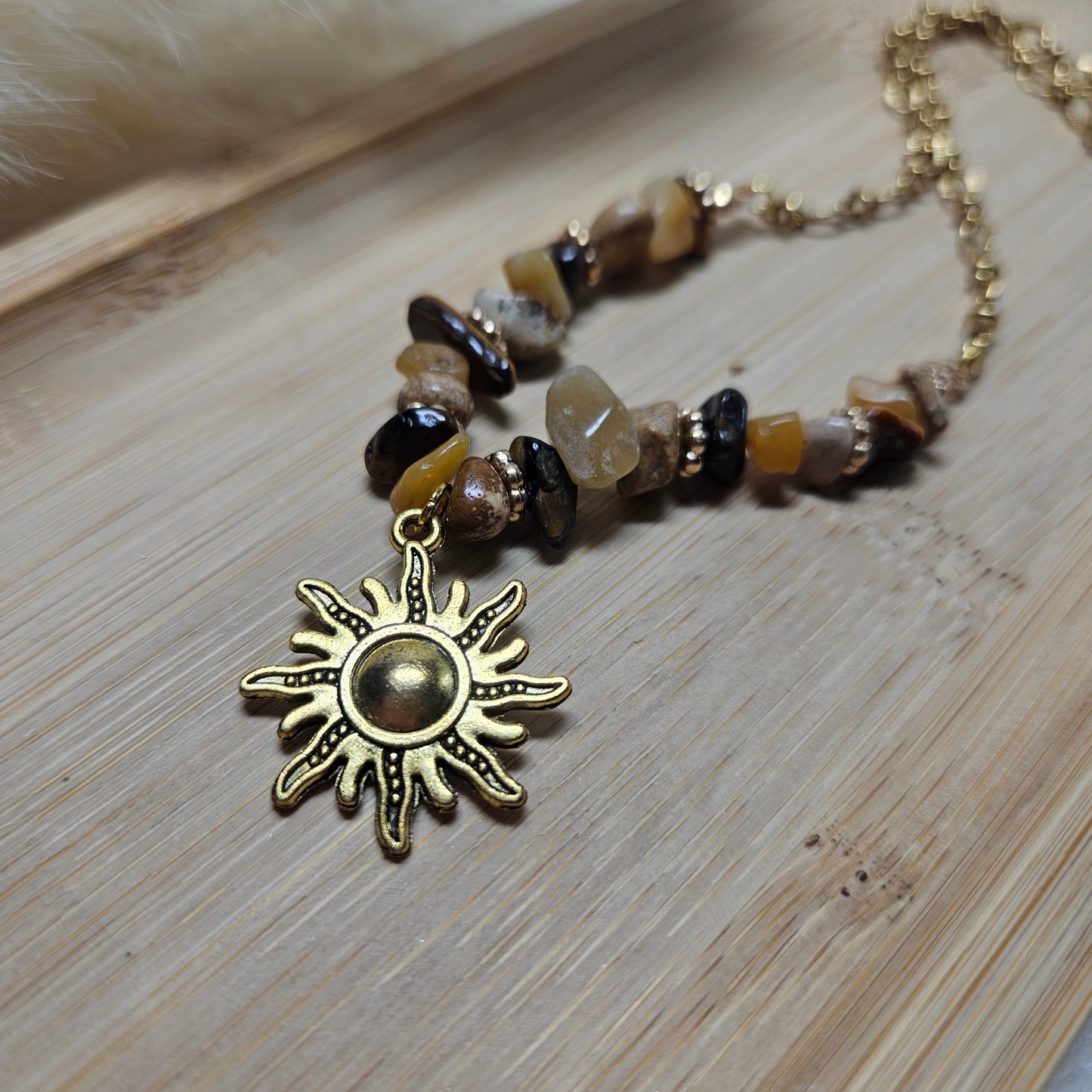 Collier marron/soleil